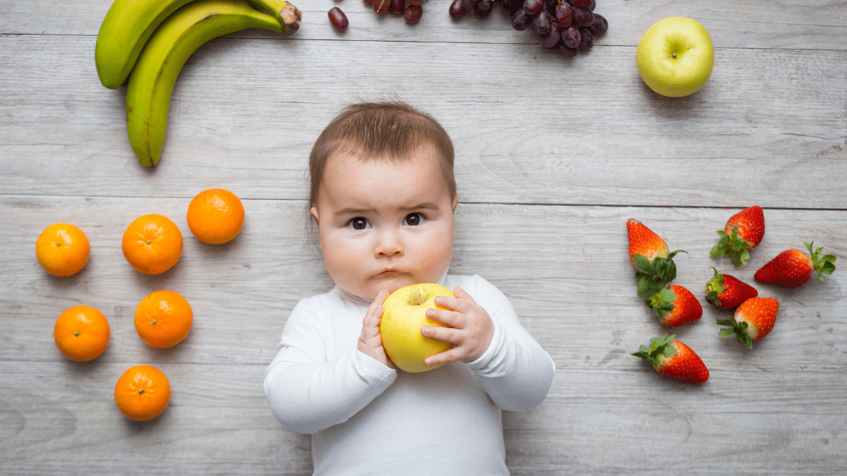 De qué forma puedo ofrecer la fruta cuando comienza la alimentación  complementaria?